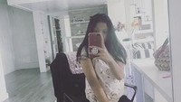 Pihak Komnas pun menyebut bahwa Loly dalam kondisi ketakutan dan merasa tak nyaman berada di rumahnya. Dok. Instagram/laurameizani
