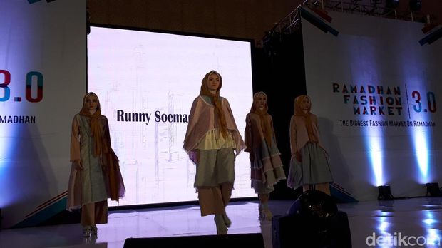 Ramadhan Fashion Market di Trans Hotel