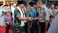 Panglima TNI datang ke Mapolrestabes Surabaya dalam rangkaian safari Ramadan. Istimewa/Puspen TNI.
