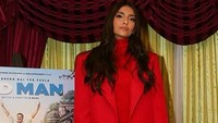 Sonam Kapoor sendiri berasal dari negara India. Dan kini berumur 32 tahun. Foto: Dok. Instagram/sonamkapoor