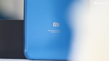  Sementara kamera kedua memakai sensor S5K3M3 berukuran 12 MP dengan aperture f/2.4 dengan ukuran pixel 1 mikron. Foto: Sina Mobile