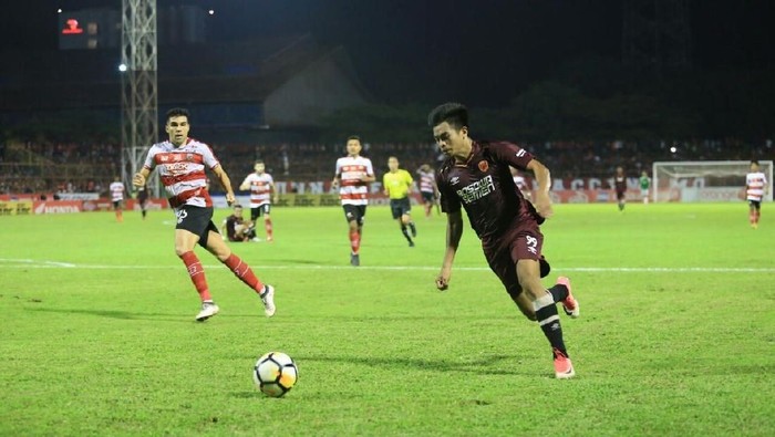 Aksi Saldi pada laga melawan Madura United