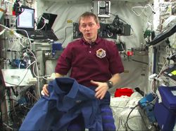 Cara Astronot Makan, Tidur, hingga Panggilan Alam