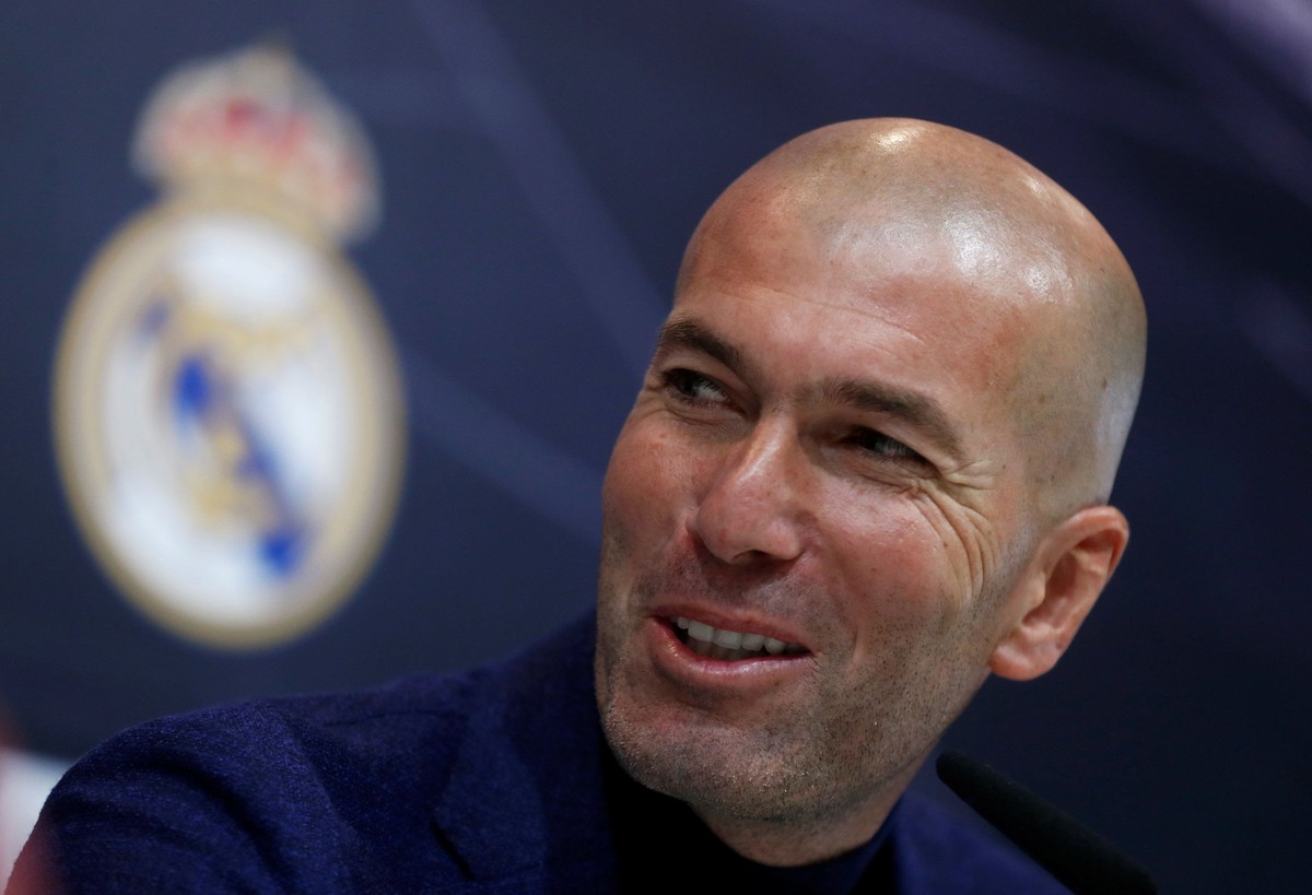 Zinedine Zidane meninggalkan Real Madrid. (Foto: Juan Medina/Reuters)