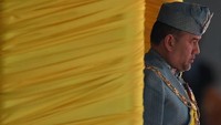 Sultan Muhammad V mencetak sejarah sebagai salah satu Yang di-Pertuan Agong paling muda yang pernah bertakhta di Malaysia. Dia terpilih menjadi Yang di-Pertuan Agong pada usia 47 tahun. Foto: AFP PHOTO/MOHD RASFAN