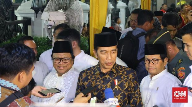 Canda OSO soal Duet Zulhas-Rizieq saat Buka Bersama Jokowi