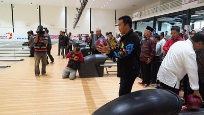 Menpora Jajal Venue Boling Asian Games di Palembang
