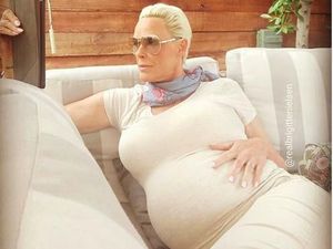 Tentang Melahirkan di Atas Usia 54 Tahun Seperti Brigitte Nielsen