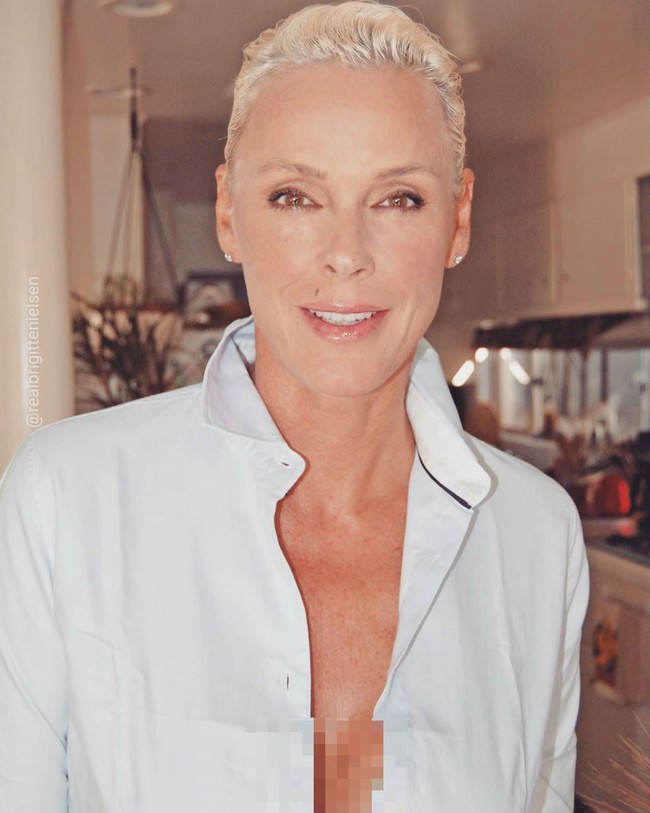 Pernikahannya dengan Sylvester Stallone berlangsung dalam waktu singkat. Keduanya bercerai di tahun 1987.  Foto: Instagram