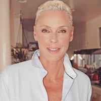 Pernikahannya dengan Sylvester Stallone berlangsung dalam waktu singkat. Keduanya bercerai di tahun 1987.  Foto: Instagram