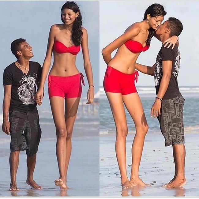 Satu lagi orang tertinggi di Brasil yang berpasangan dengan orang bertubuh biasa. Adalah Elisany da Silva Cruz yang berpacaran dengan Francinaldo da Silva Carvalho. Pria tersebut lebih pendek 42 cm dari dia. Foto: Instagram