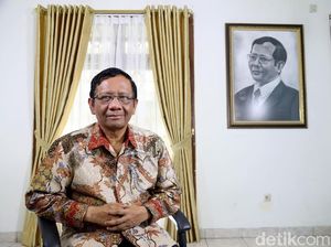 Saksikan Blak blakan Mahfud MD: Gaji Siapa Selangit
