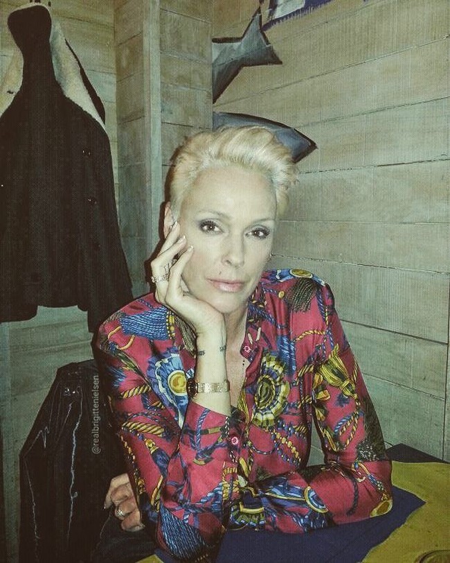 Wanita dengan ciri khas rambut pendek dan pirang itu juga pernah memiliki skandal cinta dengan pesepakbola Mark Gastineau. Foto: dok. Instagram