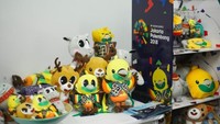 Suvenir Asian Games 2018 sudah didistribuskan sejak Desember 2017. Antara lain ada di Sarinah Departement Store, Sogo, dan Gramedia.  (dok. INASGOC)