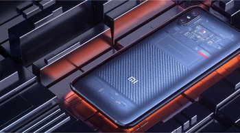 Mi 8 Explorer dikenalkan Juni 2018. Foto: Sina Mobile