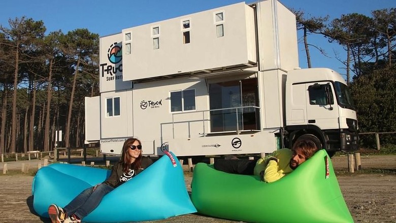 Foto: Hotel keren dari truk buat para surfer (Truck Surf Hotel) Foto: Hotel keren dari truk buat para surfer (Truck Surf Hotel)