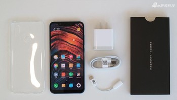 Paket penjualan Mi 8. Foto: Sina Mobile