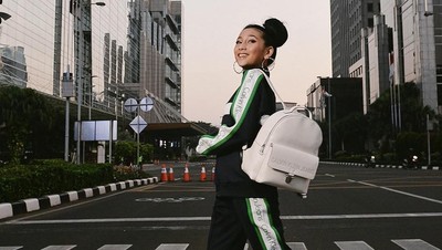 Foto: Gaya Stylish Keponakan Agnez Mo yang Masih 14 Tahun