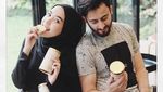 Mengintip Pose Makan Irvan Farhad, Suami Hijabers Cantik Hamidah Rachmayanti
