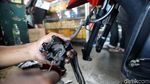 Dua Pekan Jelang Lebaran, Bengkel Motor Mulai Diserbu