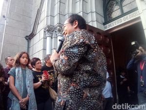 Hangatnya Buka Bersama di Gereja Kathedral