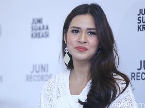 Ucapan Manis Raisa Bahagia Lewati Ramadan Bersama Hamish Daud