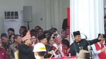 Gaya Jokowi Berbaju Adat Jawa Pimpin Upacara Hari Lahir Pancasila