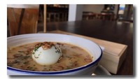 Good morning. Makan mie celor, tulis Irgi pada captions fotonya. Semangkuk mie celor siap dihabiskan nih. Foto: Instagram @fahrezirgi