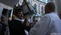 Saat tamu undangan berdatangan.