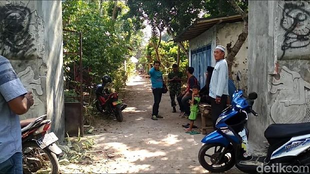 Aksi corat-coret perguruan silat ke ponpes/