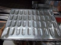 Belanja Alat dan Bahan Kue Lebaran di Toko Bahan Kue di Jakarta 