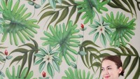 Rianti Rhiannon Cartwright atau lebih akrab disapa Rianti Cartwright, punya wajah yang cantik dan manis. Selain itu Rianti ternyata punya hobi ngeteh. Foto: Instagram @riantic