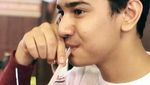 Mengintip Gaya Makan Pesinetron Sekaligus Qori Muda Tampan, Syakir Daulay