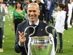 Madrid Diklaim Inginkan Zidane Lagi