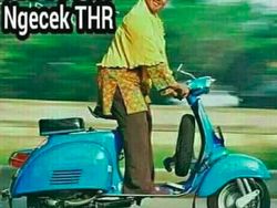 Meme Kocak Nunggu THR