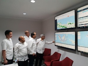 Operasikan NOC, Triasmitra Genjot Bisnis Kabel Laut dan Darat