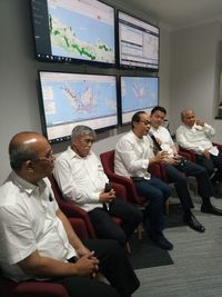 Operasikan NOC, Triasmitra Genjot Bisnis Kabel Laut dan Darat