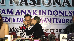 Melihat Lagi Kemesraan Nikita Mirzani dan Dipo Latief