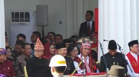 Sejumlah tokoh, pejabat dan elemen masyarakat hadir dalam upacara itu. Para tamu undangan yang hadir mengenakan baju khas dari daerah-daerah Indonesia.Fotografer: Niken Purnamasari/detikcom
