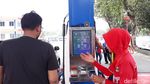 Begini Caranya Isi Bensin Sendiri di SPBU KM 57 Tol Cikampek