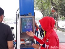 Video: Modular BBM Pecah Antrean di Rest Area Km 57 Tol Japek
