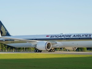 Pramugari Singapore Airlines Kena Corona, Padahal Sudah Divaksinasi