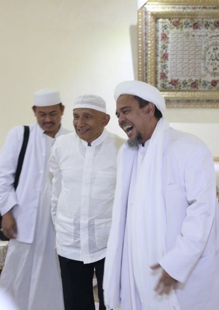 Penjelasan PA 212 Soal PKS Tak Ikut Pertemuan di Mekah