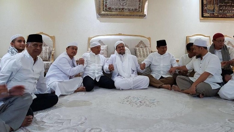 Golkar: Hilangnya Foto Amien-Rizieq di IG Tak Perlu Dipolitisir Golkar: Hilangnya Foto Amien-Rizieq di IG Tak Perlu Dipolitisir