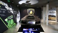 Mobil Batman Lamborghini pun ada di Museum Lamborghini. Foto: Pool (Carsscoop)