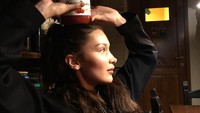 Isabella Khair Hadid atau Bella Hadid, merupakan model terkenal asal Amerika. Sekaligus Adik dari, Gigi Hadid. Ia gemar makan pizza dan pasta. Foto: Instagram @bellahadid