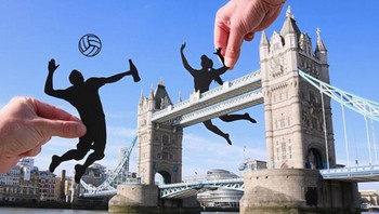 Pria berbasis di London ini menceritakan pada awalnya ia menggemari fotografi dan berkeliling kota kelahirannya kemudian memotretnya namun ia sadar bahwa angle fotonya sudah mainstream. (Foto: Instagram/paperboyo)