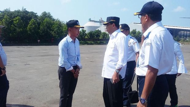 Menhub Larang Keras Kapal Pendarat Tank Dipakai Angkut Pemudik