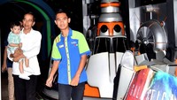 Jokowi bersama Jan Ethes.  Foto: dok. Rusman-Biro Pers Setpres
