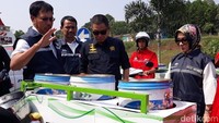 Pada motor tersebut terdapat 5 dirijen yang masing-masing dapat terisi 10 liter BBM.